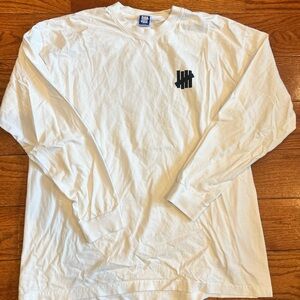 Undefeated White Long Sleeve Shirt size XL